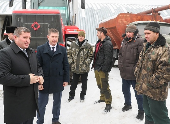 Андрей Бочаров встретился с аграриями Киквидзенского района